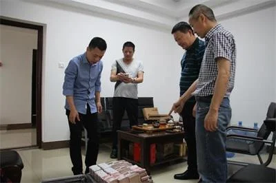 团伙冒充李鸿章之孙以“民族资产解冻”为由诈骗1160万元