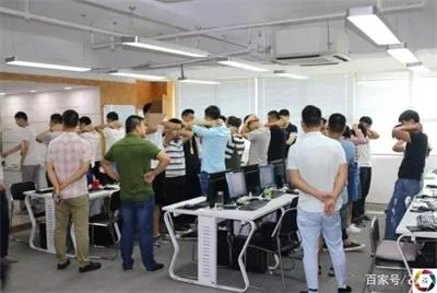 让女友冒充白富美炫富，诱骗投资虚假股票诈骗1100万