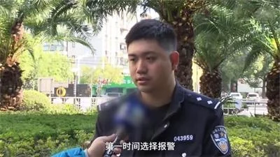 65岁老人小区碰瓷被拘留，仅一天就到手800元