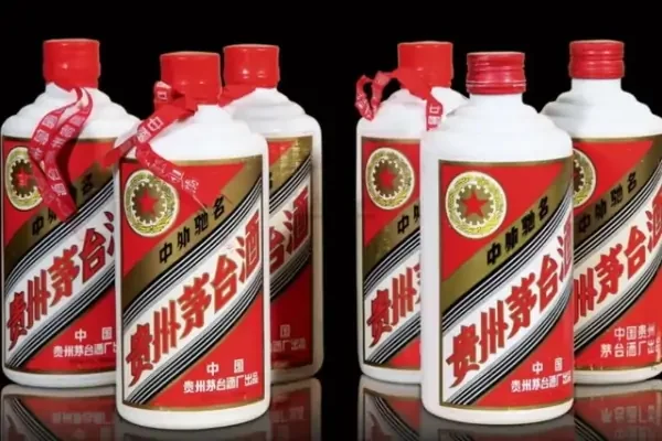 男子赌输光钱租借豪车伪装“富二代”诈骗香烟、茅台酒等价值30余万