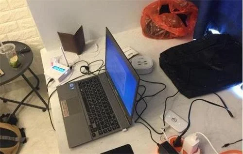 诈骗团伙以“机票改签”设置“陷阱”诈骗近百万元