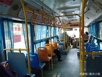 交49800元三个月可拿120万，专拉中老年人“实在考察”