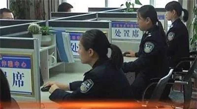 大妈接到“公安”诈骗电话，因不会操作手机网银躲过一劫
