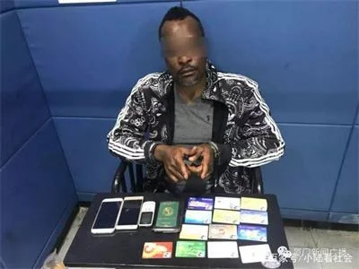 一外籍男专攻骗术骗人骗到倾家荡产 被集美警方抓获