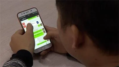 小伙被骗子冒充淘宝客服骗了六千六百元，却“收到”十万