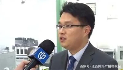 六旬老人被“洗脑”后自称经理，执意要向“总裁”汇款