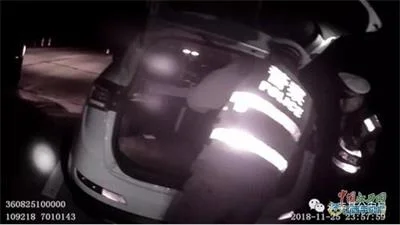 永丰破获一电信诈骗团伙：发招嫖卡片色诱 转账后拉黑
