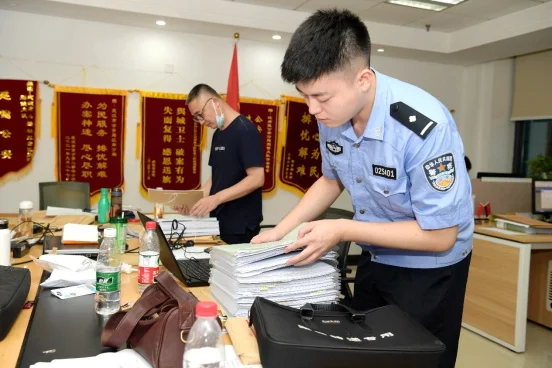 诈骗团伙设立虚假“文票交易平台”诱骗中老年人 涉案资金7.8亿