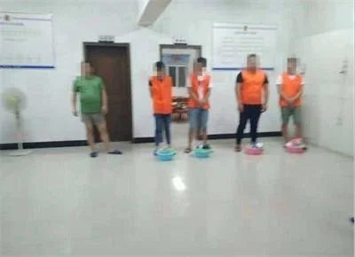 90后女儿被亲爹培训专干诈骗事，如果不配合就得挨骂