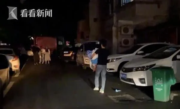 47岁网络红娘谎称33岁与穷光蛋月老互相欺骗奔现变仇人