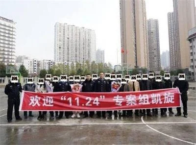 团伙冒充公职人员向企业索贿，作案50余起诈骗上百万元