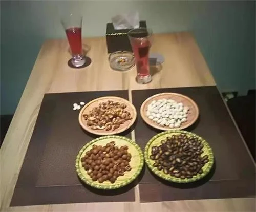 石家庄一餐厅通过58同城等招聘酒托，再用陌陌等约男性消费