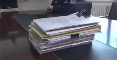 24岁美女精通修图 PS北京户口和牌照 一年诈骗300万